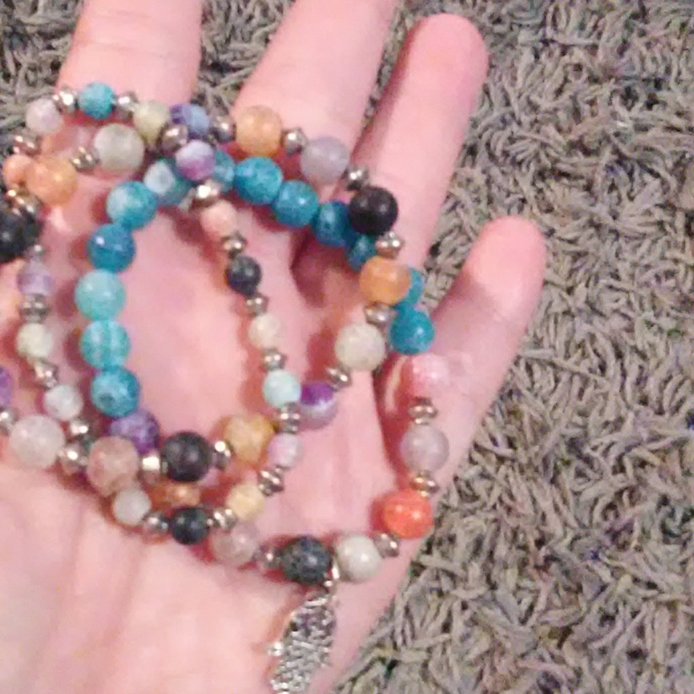 Handcrafted bracelet - Picture 2 of 4